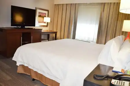 Hampton Inn & Suites By Hilton Calgary- University Northwest - 68