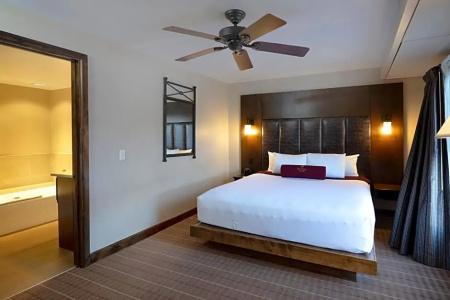 The Peaks Resort and Spa - 81