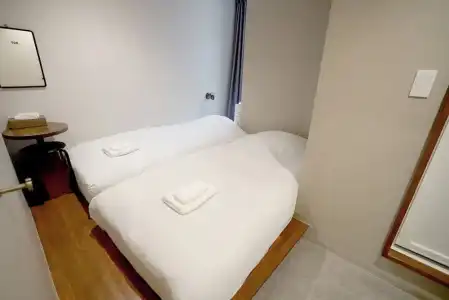&AND HOSTEL SHINSAIBASHI EAST - 8