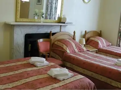 Menzies Guest House - 38