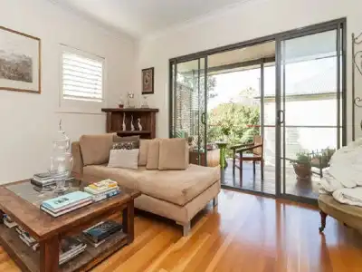 Scobie's Boutique Bed & Breakfast - 2