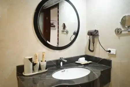 La Nueva Boutique Ha Noi - 144