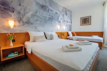 Newly Renovated Kastil - 73