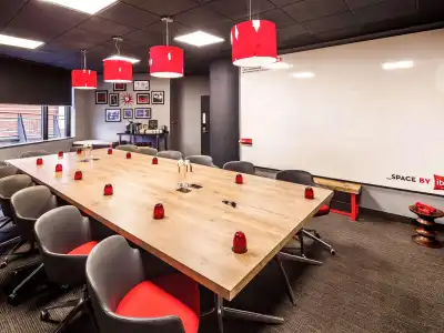 Ibis Birmingham New Street Station - 12