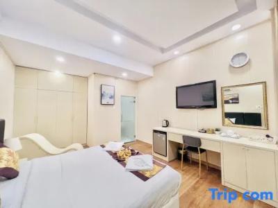 Truc Huyen - 20
