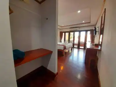 Lipa Bay Resort - 25