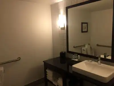 Country Inn & Suites by Radisson, Springfield Southeast - 7