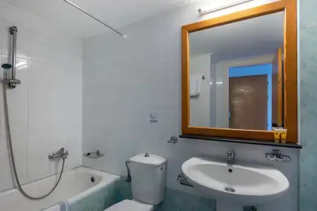 Pearl SeaBreeze Suites - 8