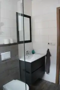 South Iceland Guesthouse - 7