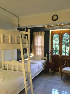 Bed In Town - Hostel - 32