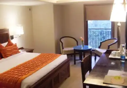 Sai Inn - 37