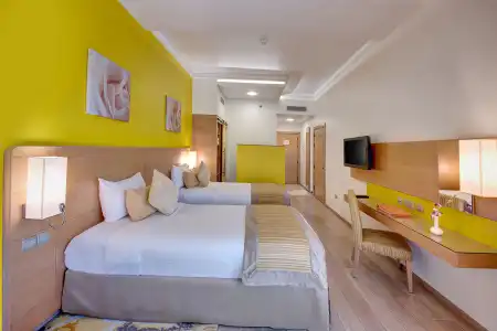 Al Khoory Executive - 4