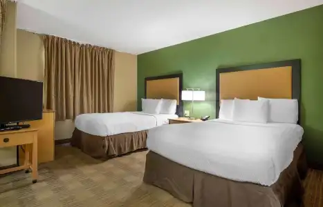 Southpoint Suites - 53