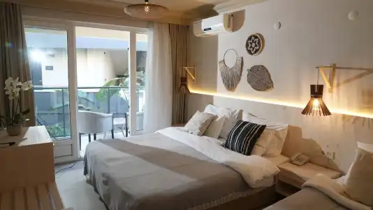 SUN BY EN VIE BEACH 16+ Adult - 15