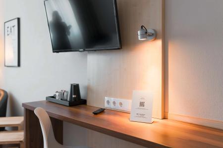 Best Western Ambassador - 60