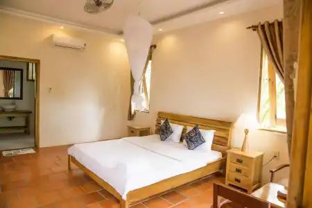 Coco Palm Beach Resort & Spa - 4