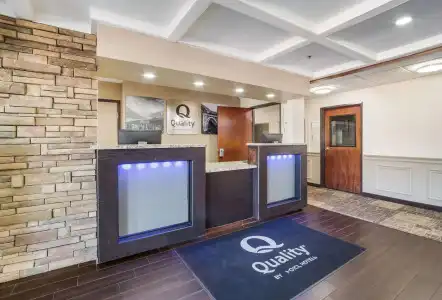 Quality Inn & Suites Augusta Fort Gordon Area - 2