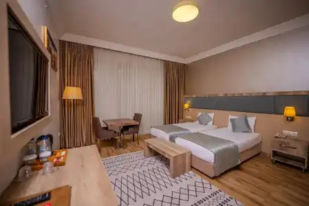 Mari Suites - 96