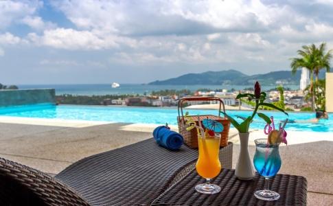 Patong Bay Hill Resort - 21