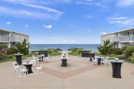 Sea Crest Beach Resort - 43