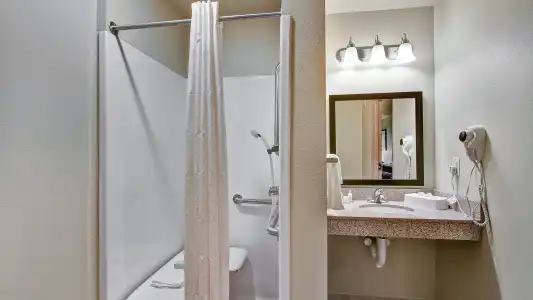 Cobblestone & Suites – Pulaski/Green Bay - 9