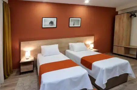 Babaneuris Marani - 66