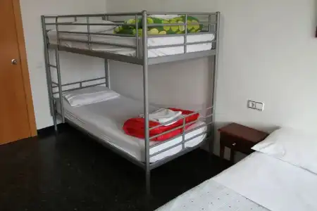 Hostal LK - 25