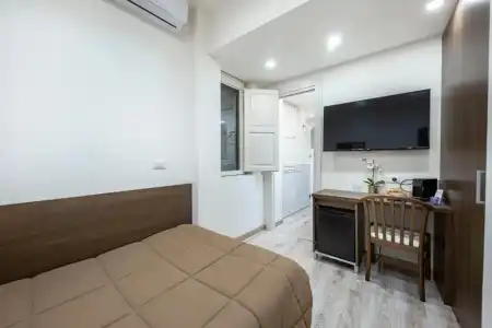 B&B Ambitious - 3