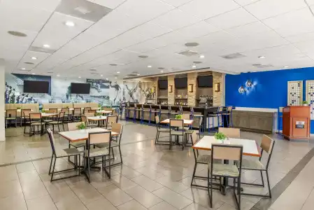 Best Western Premier Richmond City Gateway - 30