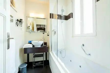 Best Western Brittany - 8