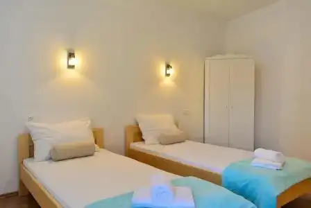 Golden B&B - 115