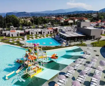 Sisan Family Resort - 26