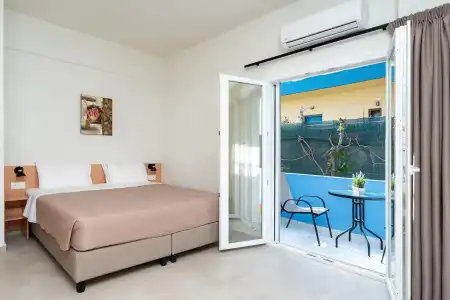 Emi Seaside - 63