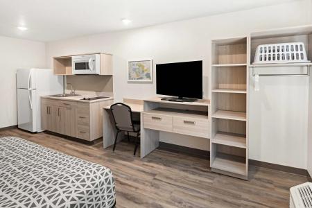 Woodspring Suites Billings - 9
