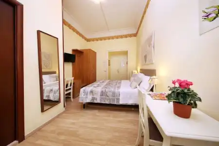 Tibullo Guesthouse - 18