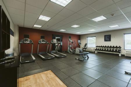 Hampton Inn Bismarck - 48
