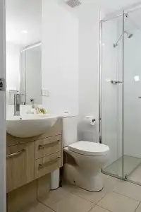 Riviera Mackay - 34