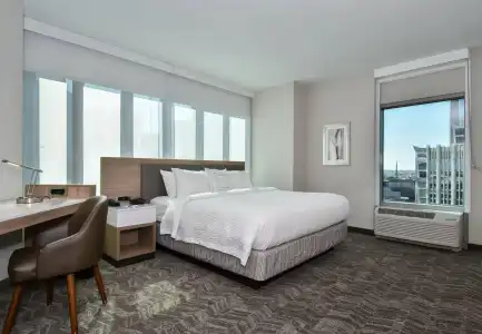 SpringHill Suites Charlotte City Center - 29