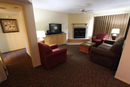 Crown Point Resort - 5