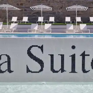 La Suite - 17