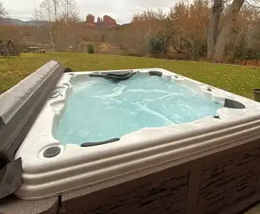 Lantern Light Inn - Romantic Getaway - 7