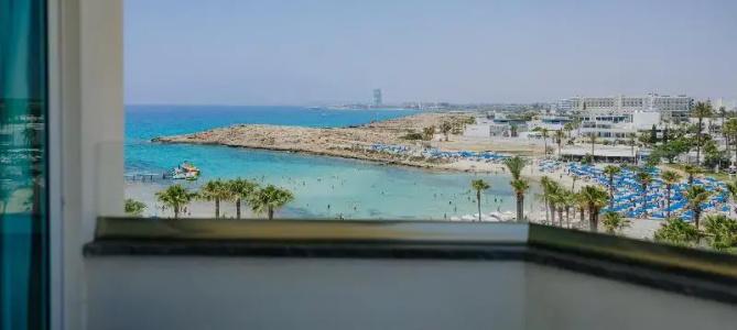 Tasia Maris Sands - 103
