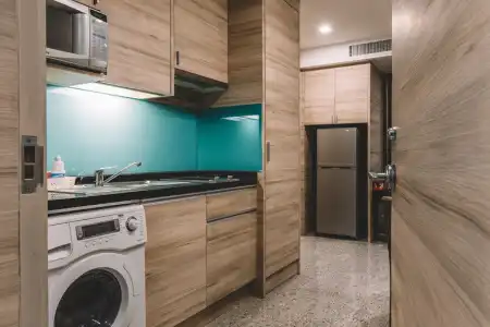 Adelphi Suites Bangkok - 63