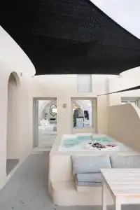 Caldera Cliff Illusion Suites - 68