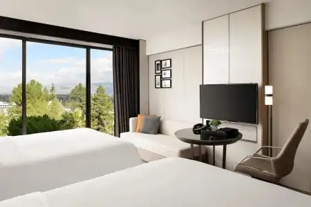 Sheraton Universal - 53