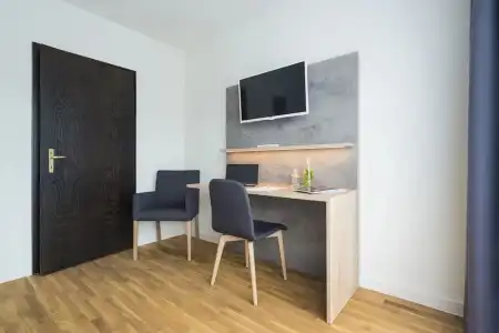 2Places Side - 17