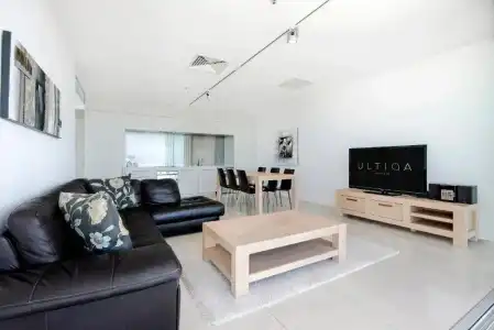 ULTIQA Air On Broadbeach - 215