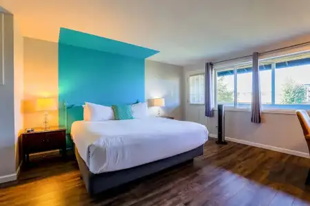 Coast River Inn by OYO Seaside - 118