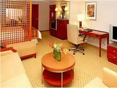 San Diego Marriott Gaslamp Quarter - 2