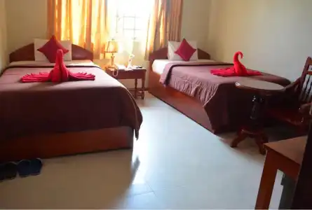 Mom's Guesthouse - 25